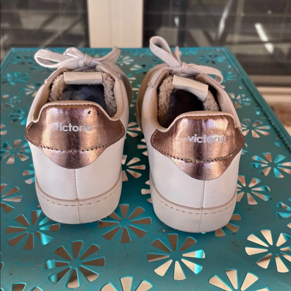 Victoria Berlin Ciclista Effecto - Hielo Beige Faux Leather Glitter Sneakers